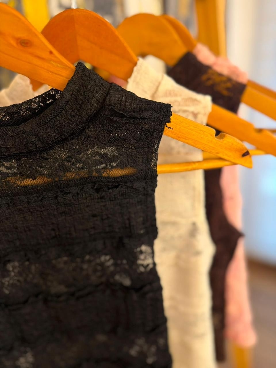 Blusa de Encaje Mila - Imagen 2