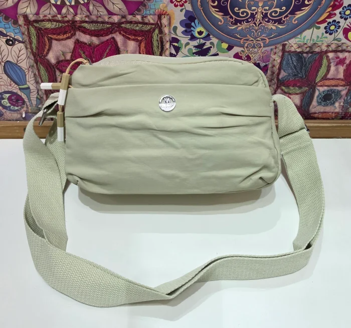 Nuevo  Ingreso de Morral Cruzado Impermiable
