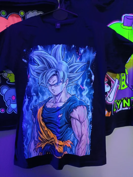 Remera Goku Ultra Instinto