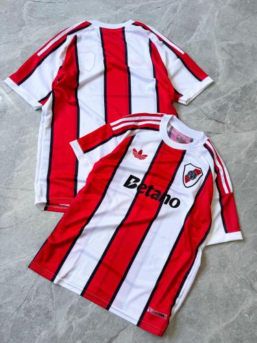 Camiseta Nueva River