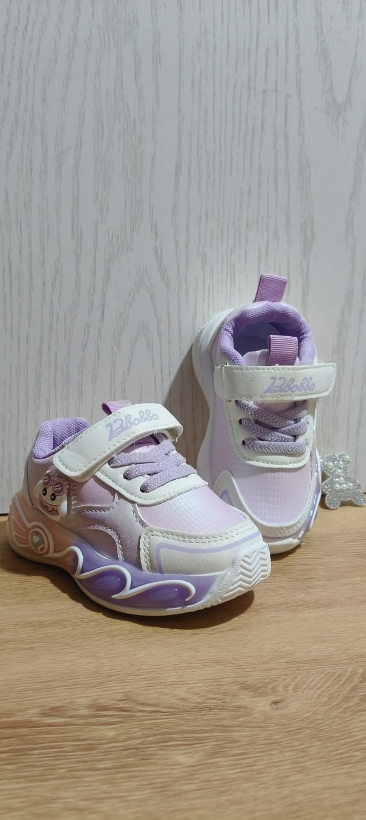 Zapatillas Importada de Niña - Imagen 2