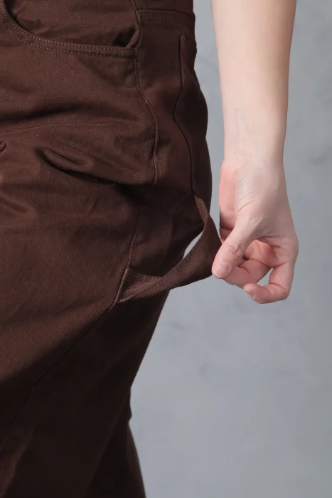 Baggy Chocolate con Bolsillo Delantero