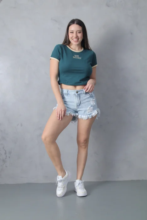 Short Deflecado con Rotura