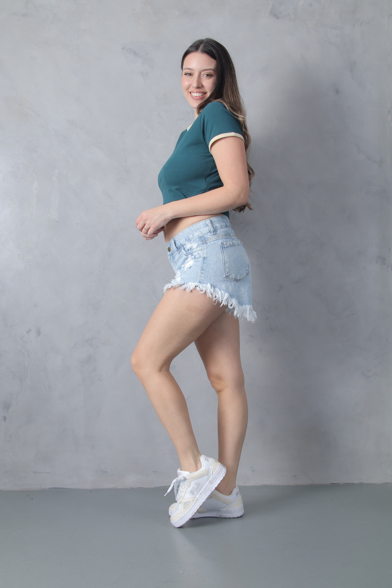 Short Deflecado con Rotura - Imagen 2