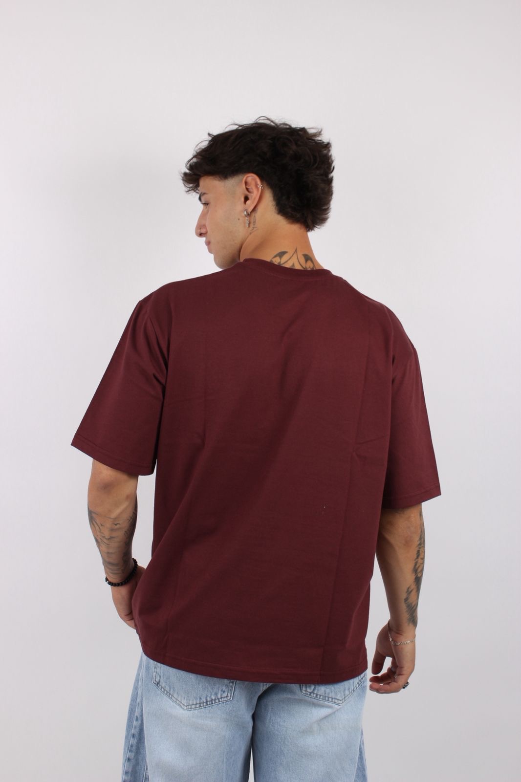 Remeras Oversize Algodón Peinado Premiun - 6593e14e-4df6-4dc7-96fd-af15077301c7.jpeg