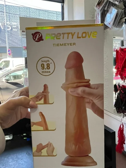 Dildo Realista con Sopapa Piel Deslizable y Diseño Vertebrado