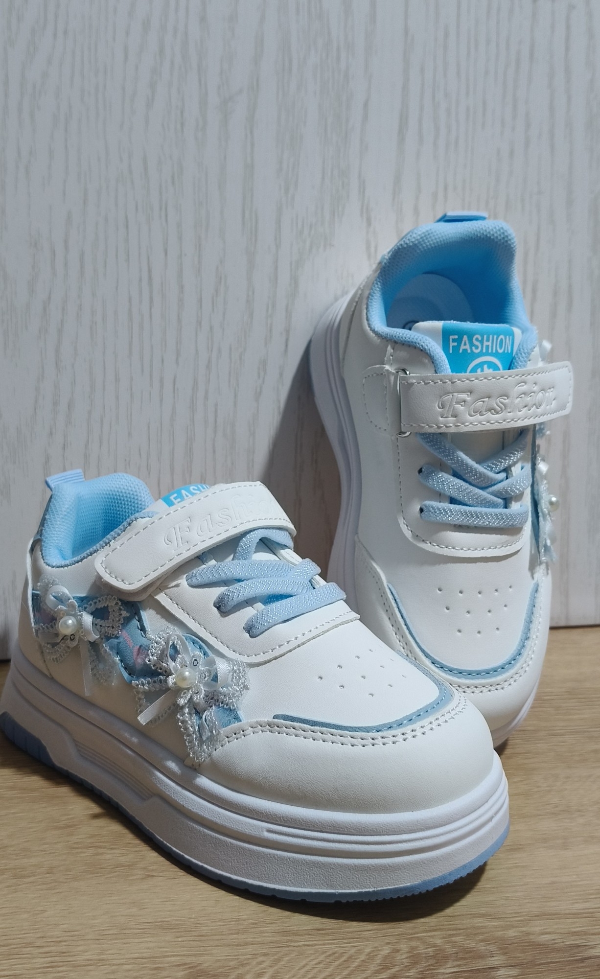 Zapatillas con Flores - Imagen 2