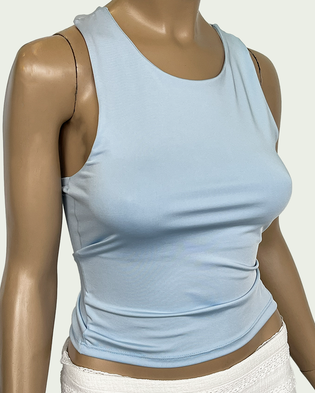 Musculosa Microfibra con Espalda Descubierta y Cadenita - Musculosa_Microfibra_Espalda%20Descubierta_Cadenita_frente.png