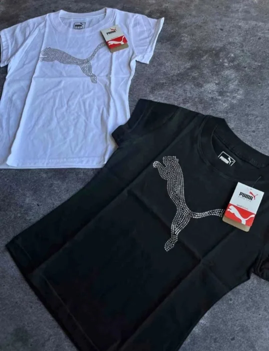 Remeras con Stras Pum