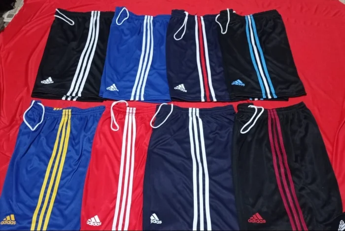 Short 3 Líneas Adulto