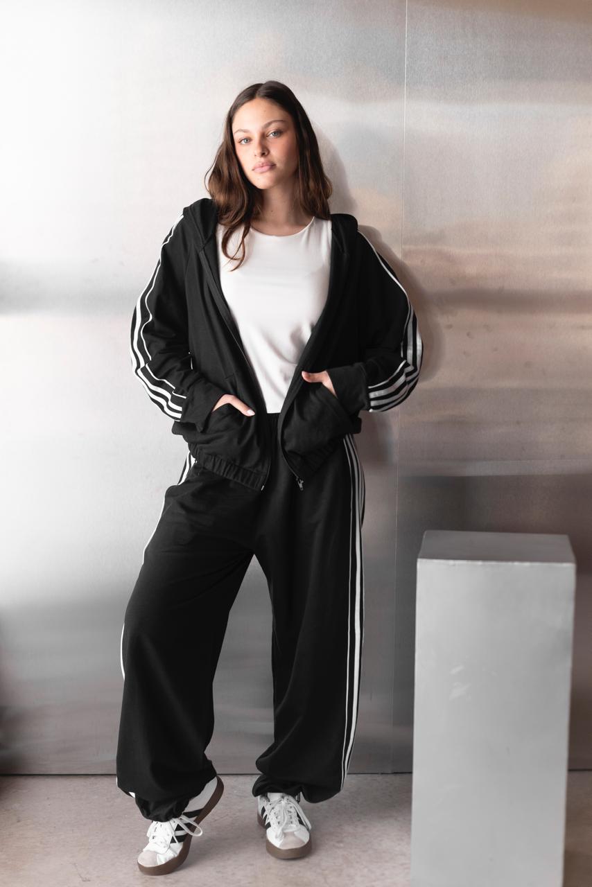 Conjunto Megan - WhatsApp%20Image%202026-09-02%20at%2014.13.53%20(1).jpeg