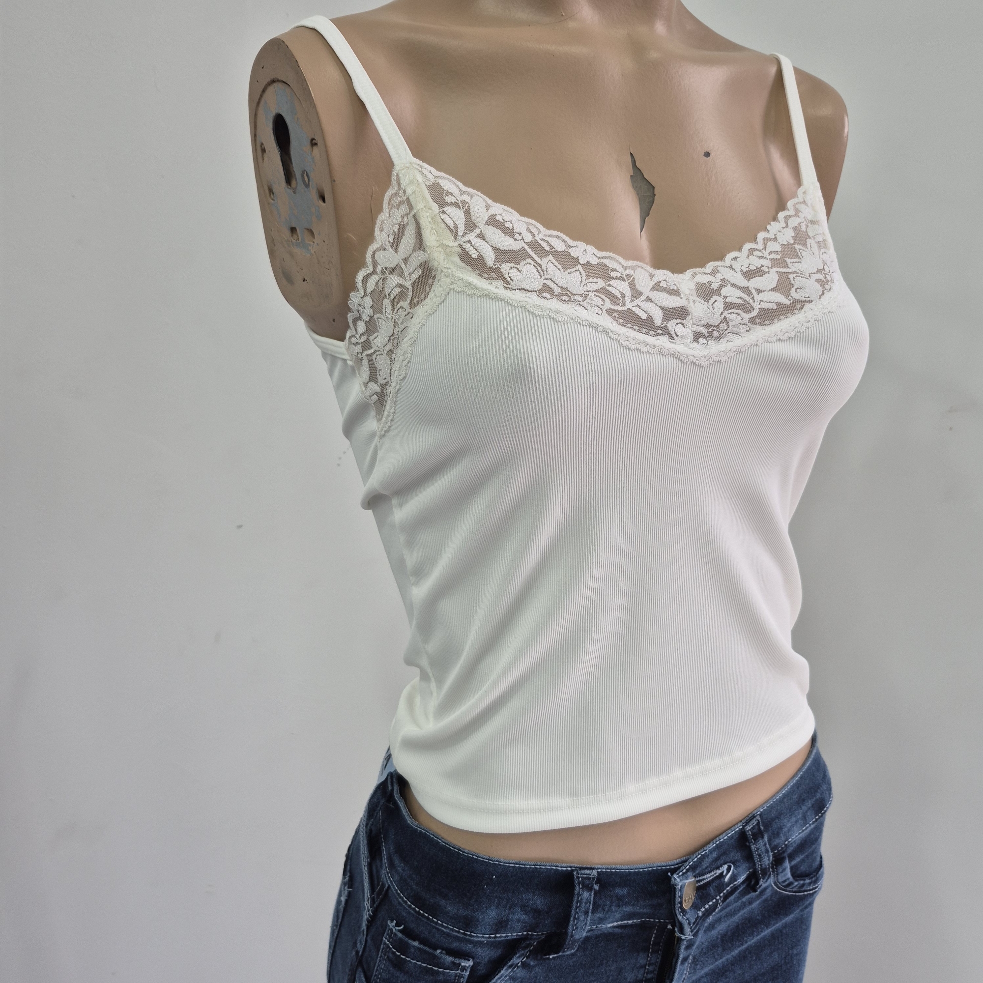 Musculosa con Puntilla Ancha - Imagen 2