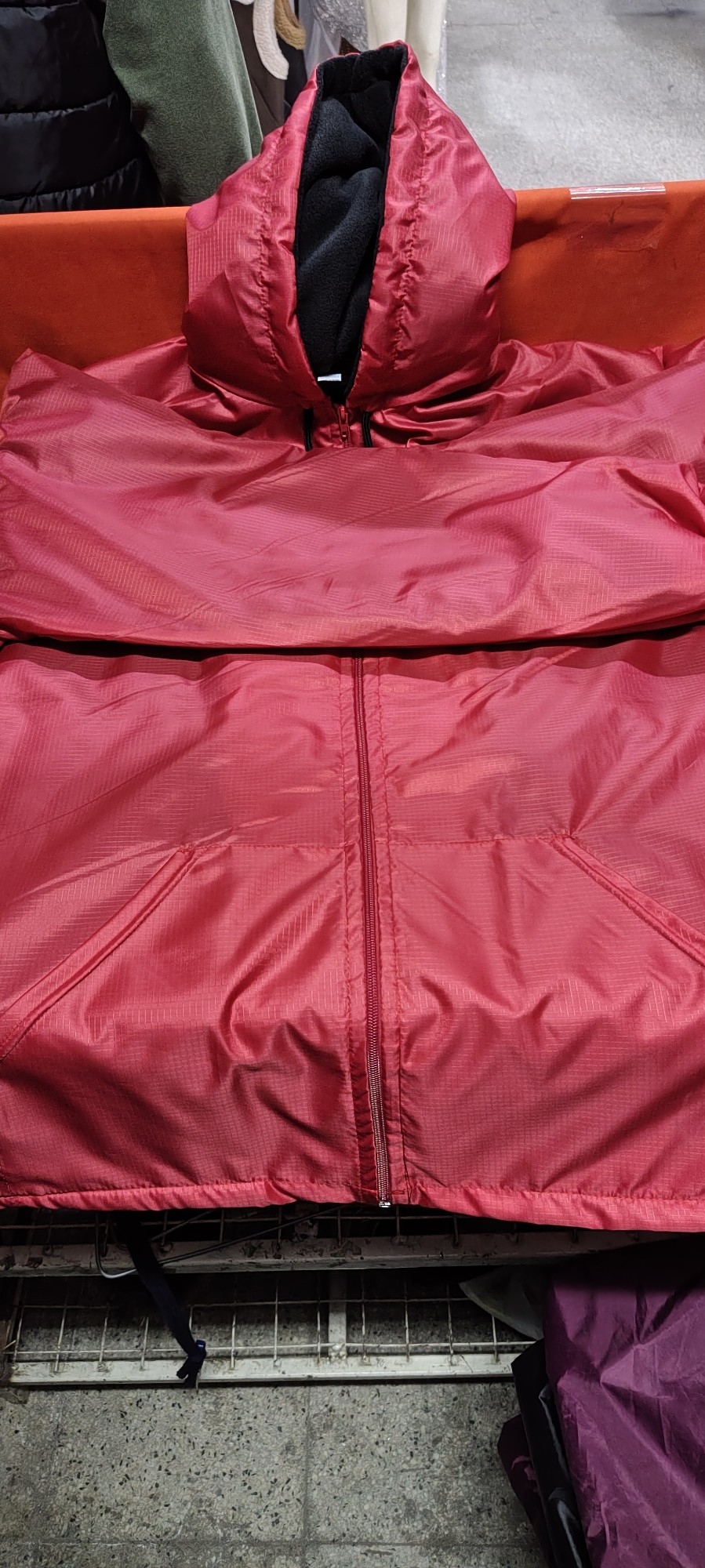 Camperas Rompe Viento e Impermeable Especiales - Imagen 2