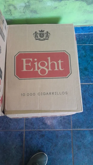 Cigarrillo Eight