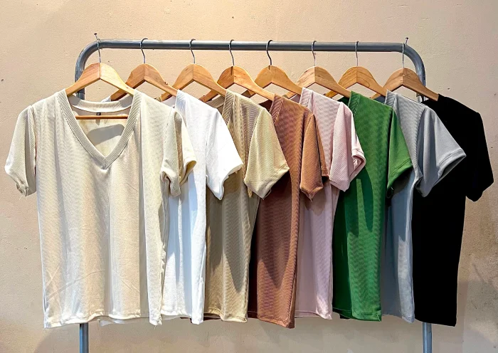Remeras Escote V