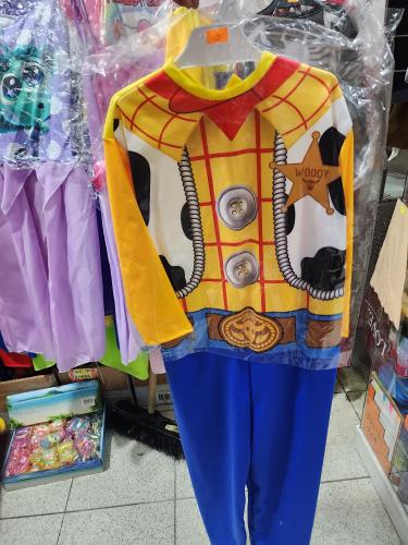Disfraz de Budy y de Hombre Araña y Muchos Otros