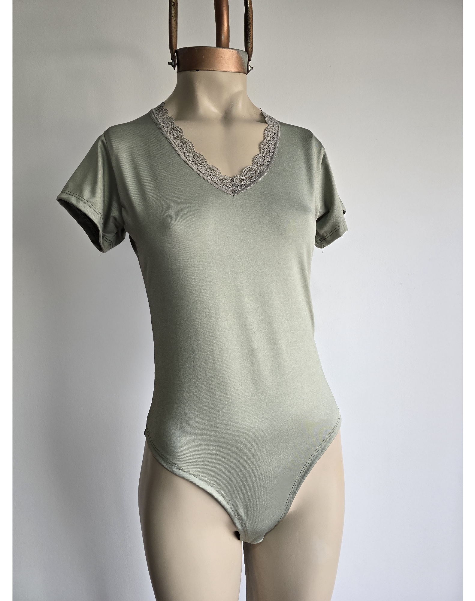 Body Cuello V con Puntilla - Imagen 3