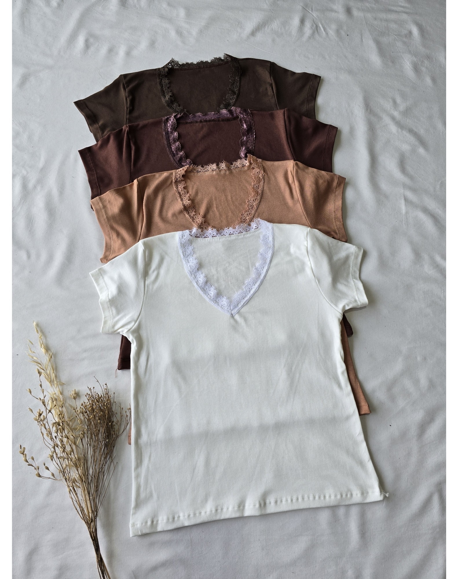 Remera con Puntilla V - Imagen 2