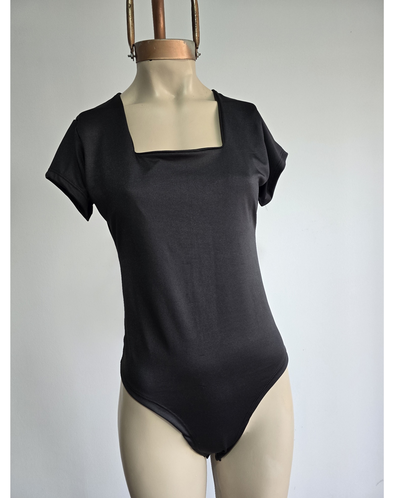 Body Cuello Cuadrado - Imagen 2