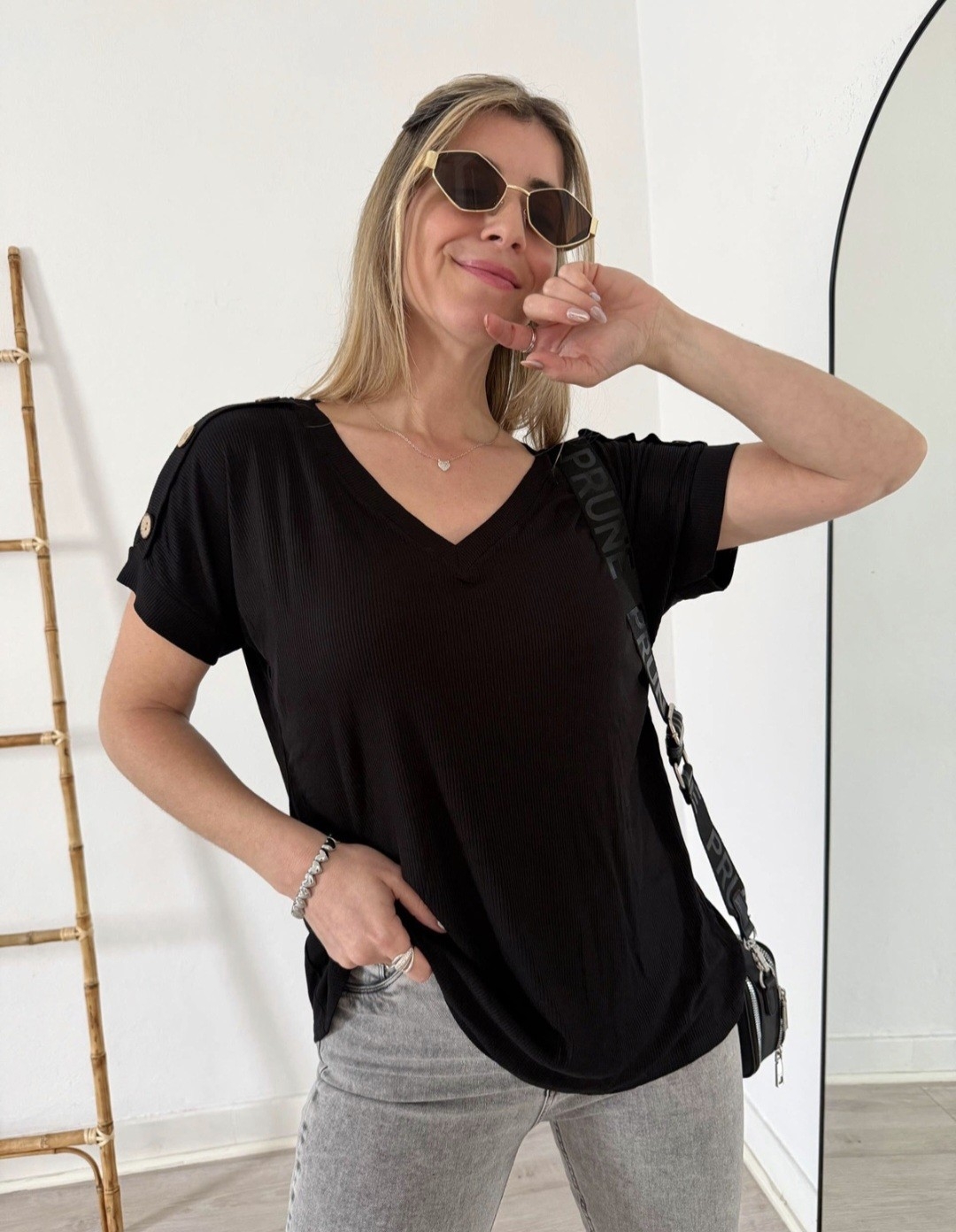 Remera Boton en el Hombro - Imagen 3