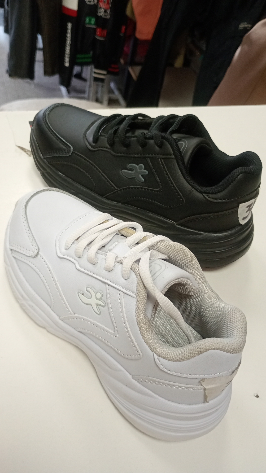 Zapatillas Deportivas - Imagen 2