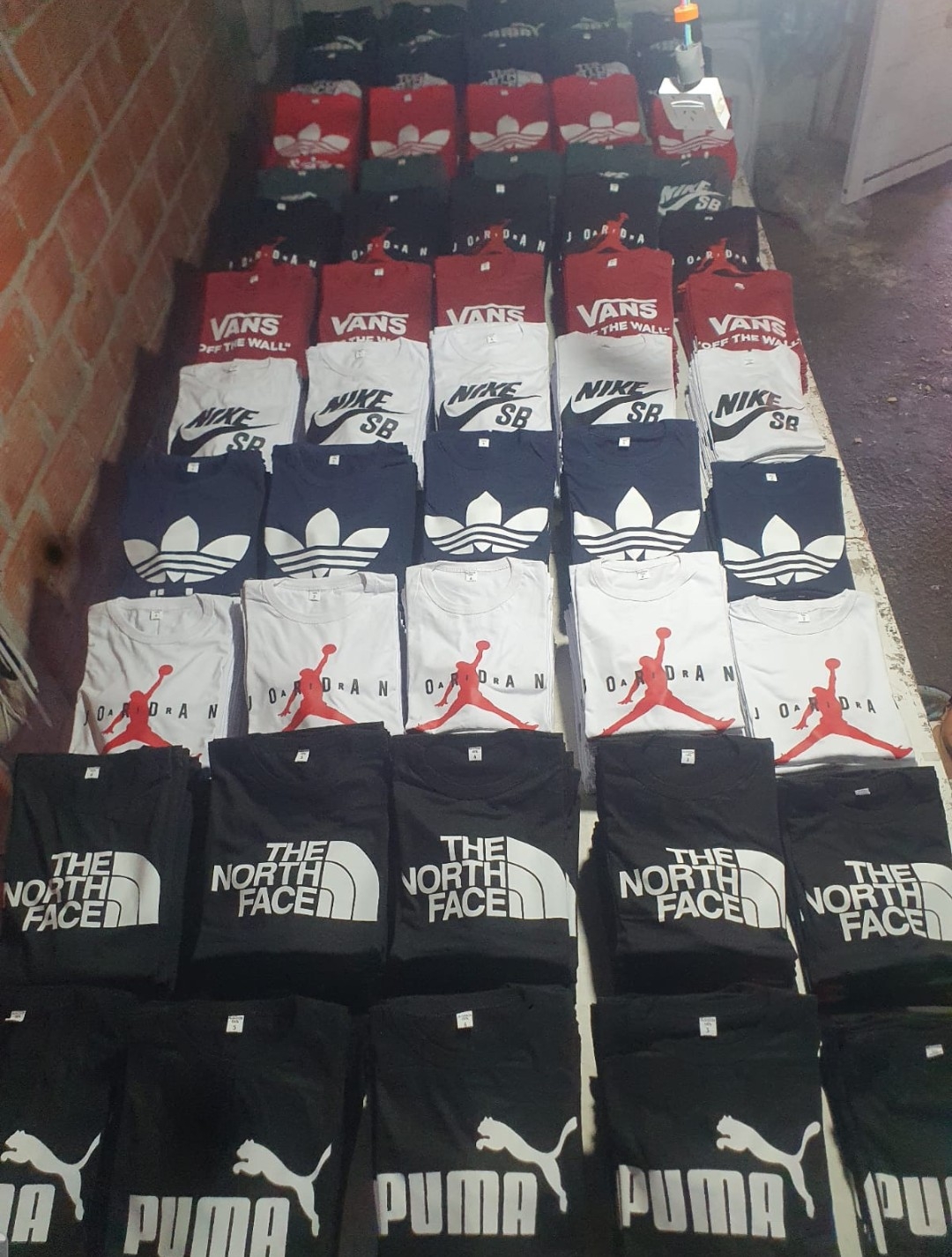 Remeras Marcas  Estampadas - Imagen 4
