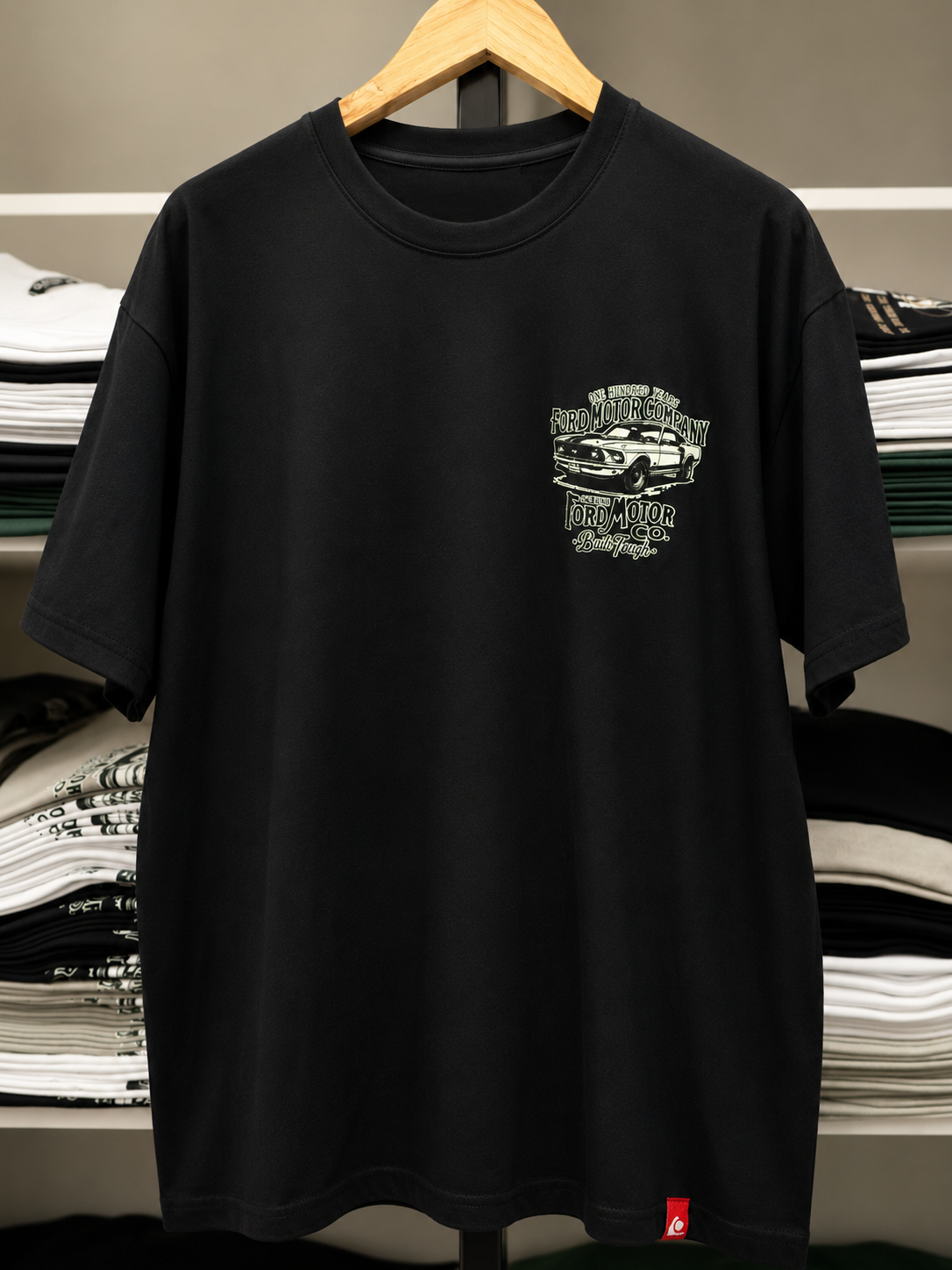 Remera Oversize Doble Estampado Ford - 70084870-831A-4981-874E-DE7AAD399B4A.png