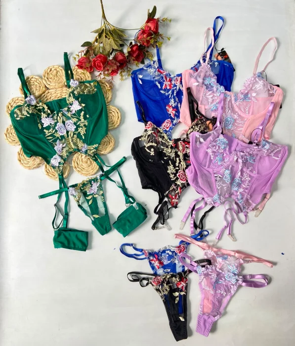 Conjunto Erotico D'lirio