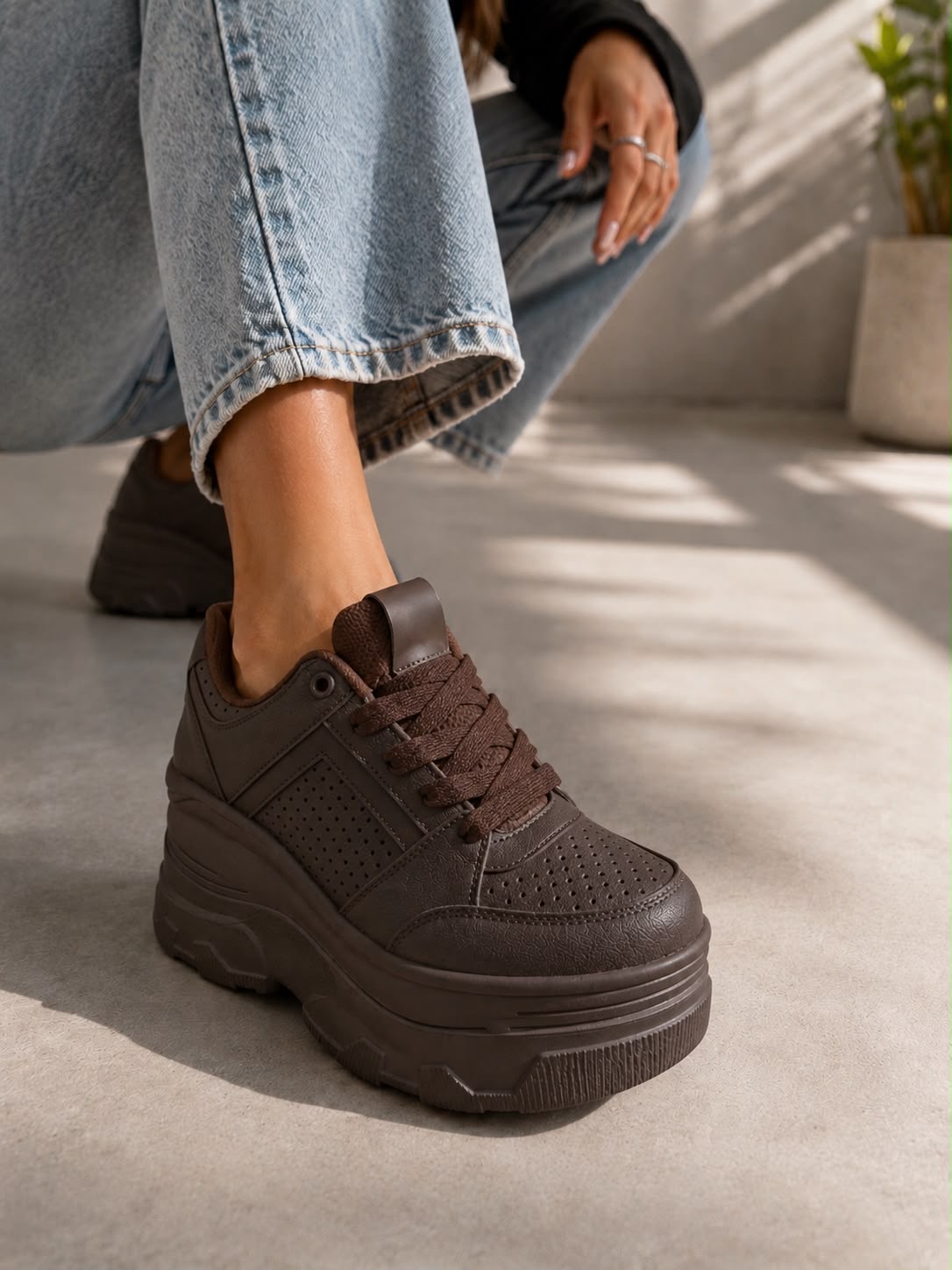 Zapatillas con Plataforma - a02a1b35-004d-4ed1-a75f-762339bdf3c2.jpeg