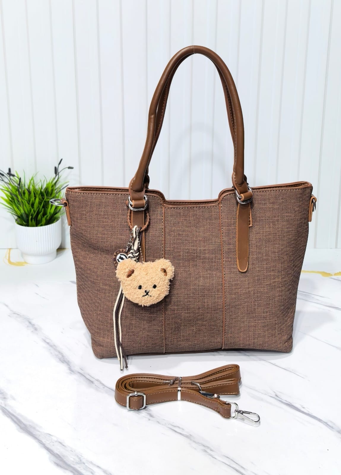 Cartera Grande de Cuero Pu* Excelente Calidad - Imagen 1