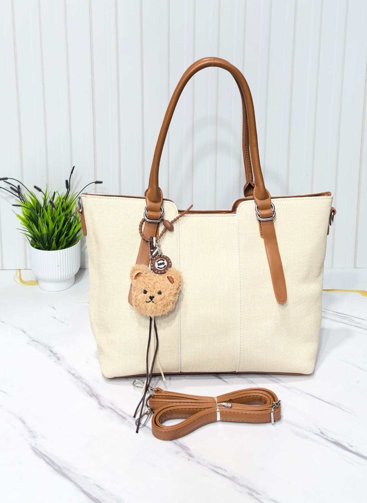 Cartera Grande de Cuero Pu* Excelente Calidad - Imagen 3
