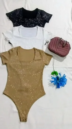 Body  Cuello V y Cuello Cuadrado