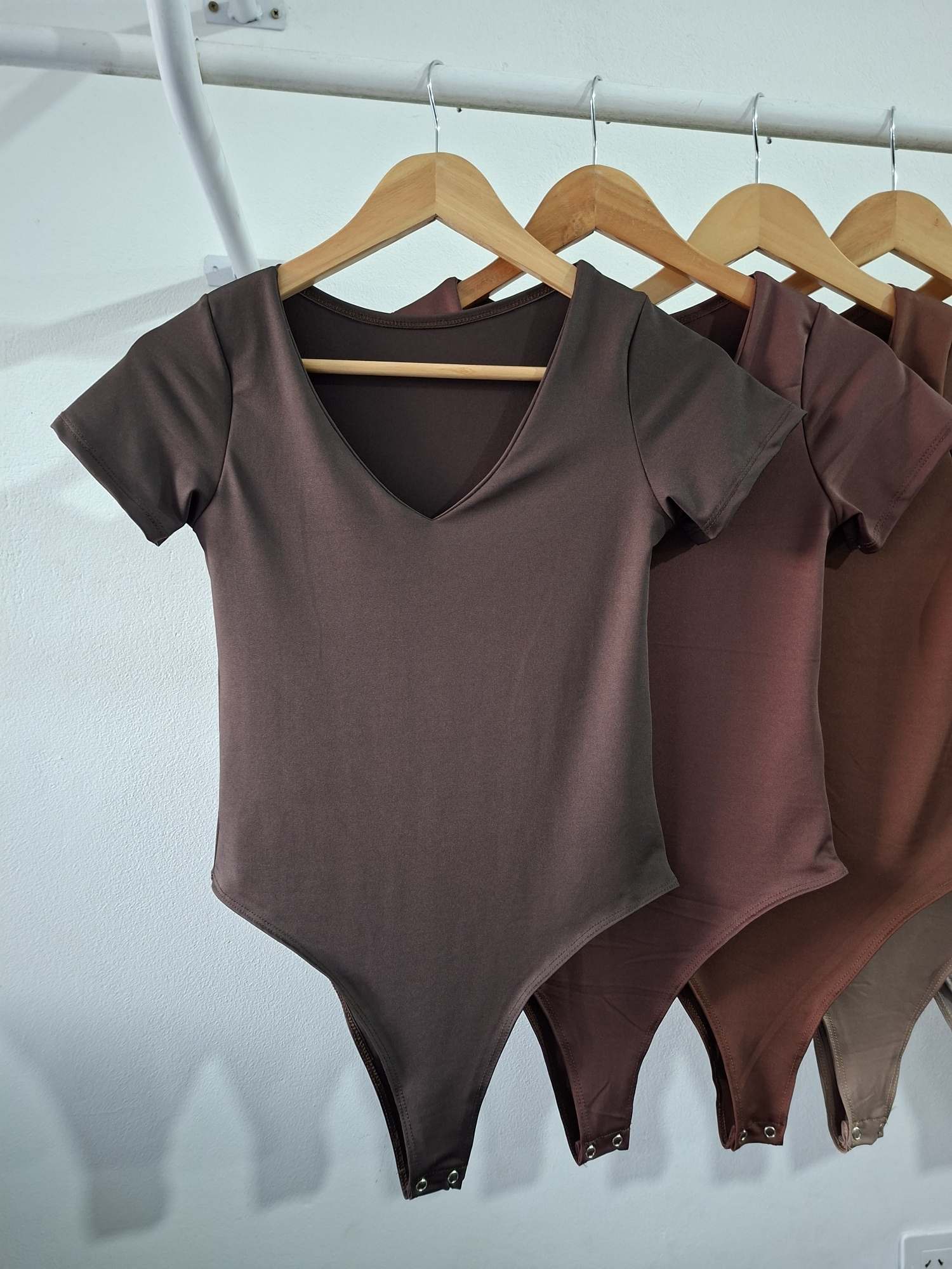 Bodys Escote V - Imagen 2