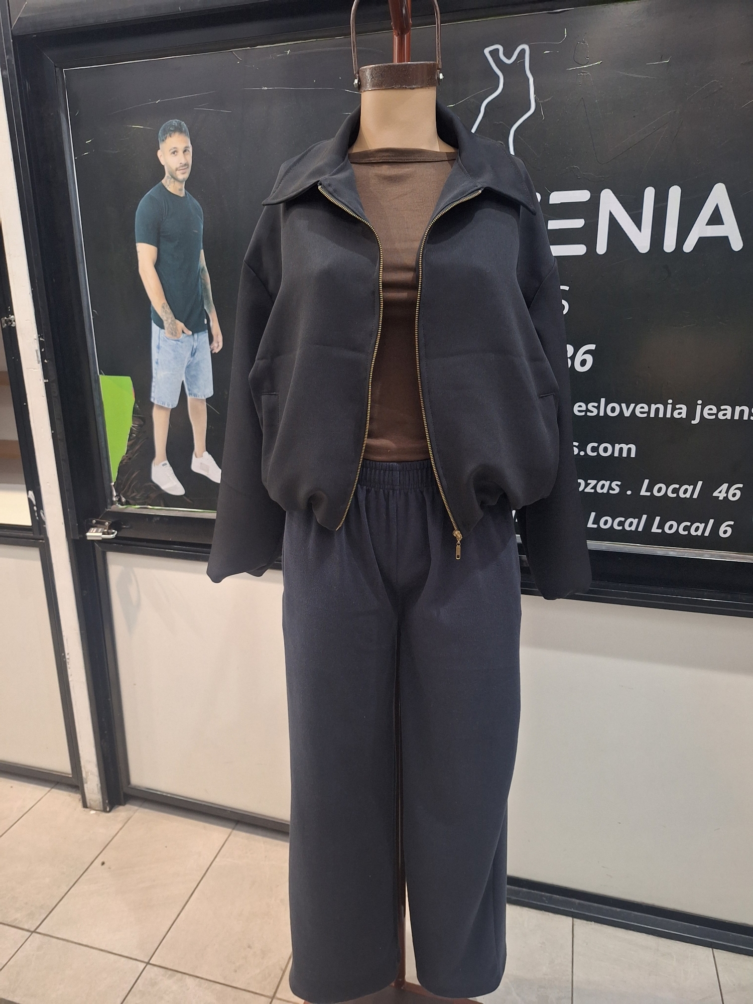 Campera Bomber Crepp - Imagen 2