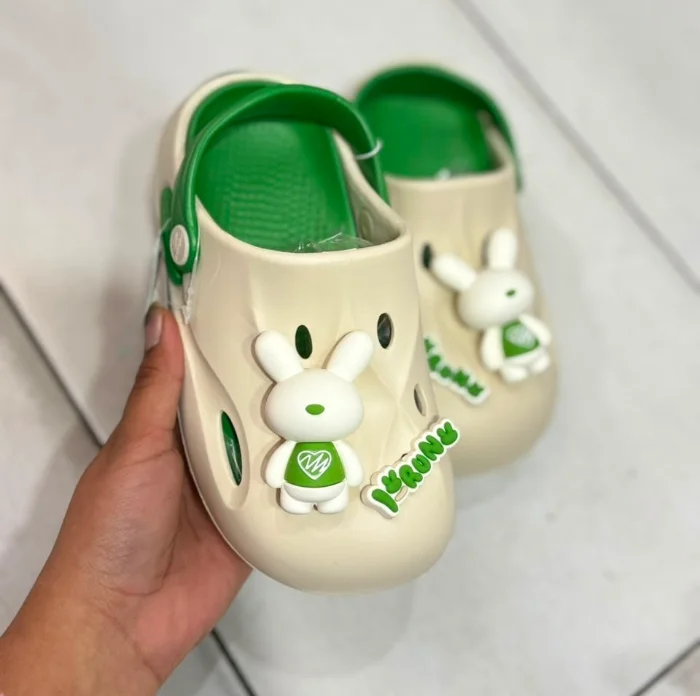 Crocs Irán Conejo