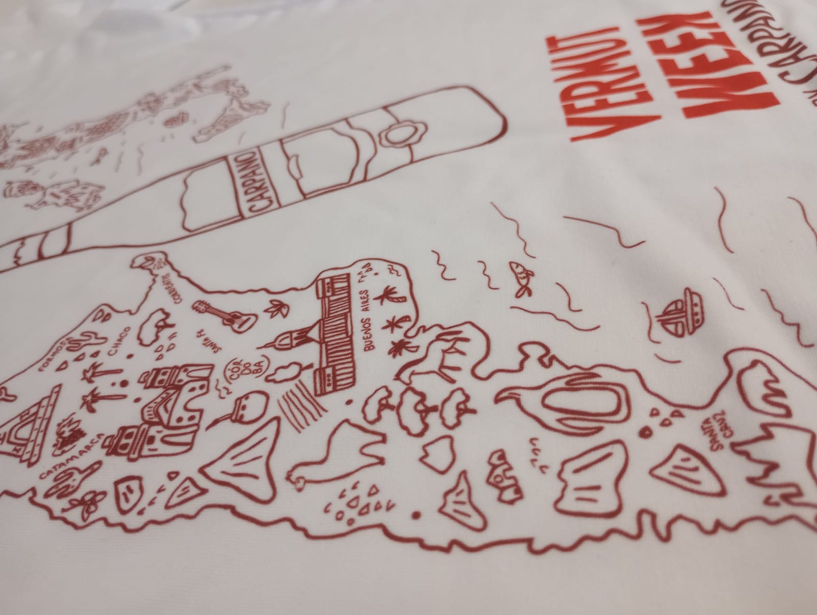 Estampado sobre Remeras - 13.47.42.jpeg