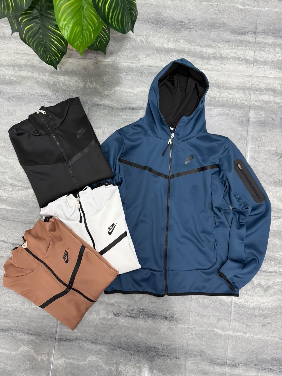 Campera  Tech de Microfibra Tipo Lycra de Verano - 5CE3744B-5D28-45AD-8260-944120C8EBD9.jpeg