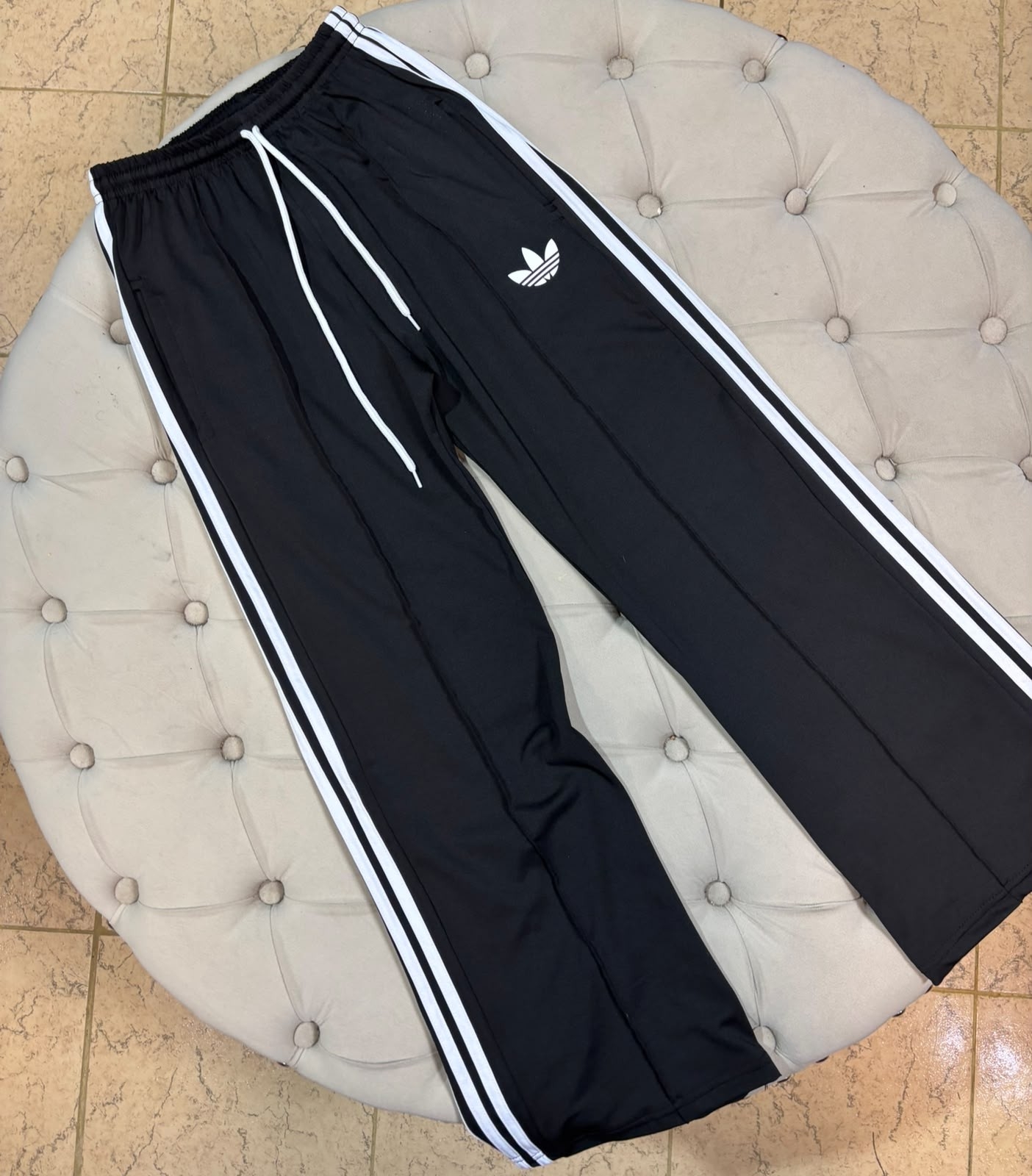 Pantalón Adidas - Imagen 6