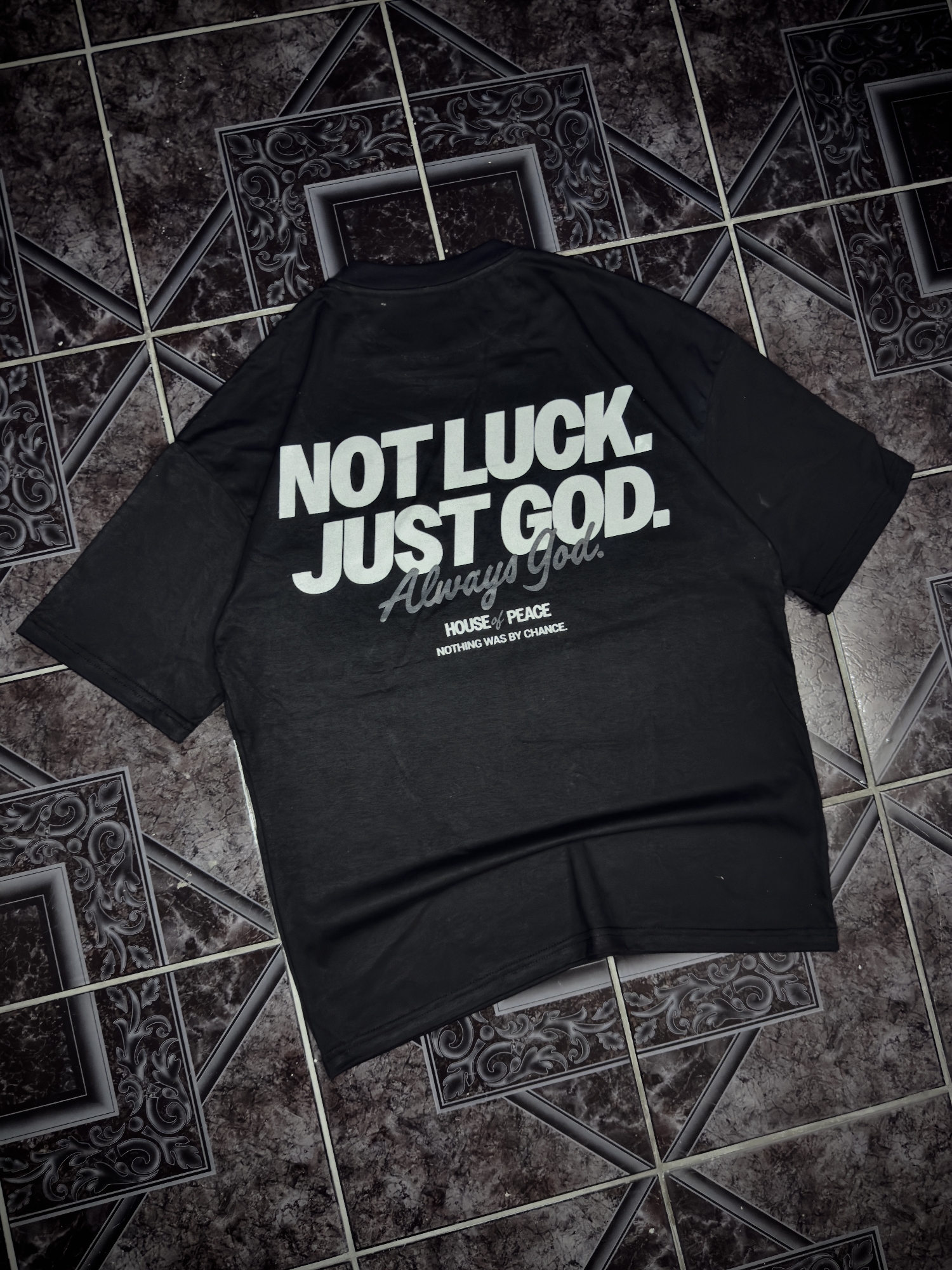 Remera Oversize Not Luck Cristiana - Imagen 2