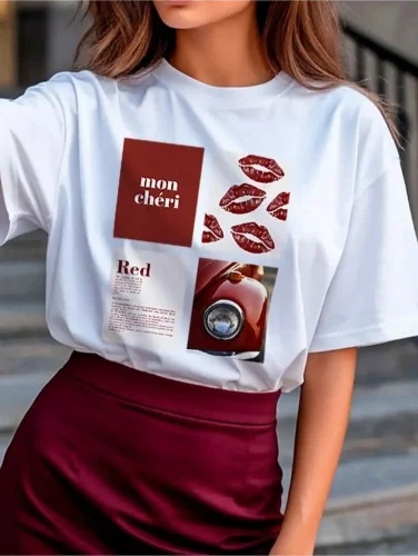 Remera Red Mom