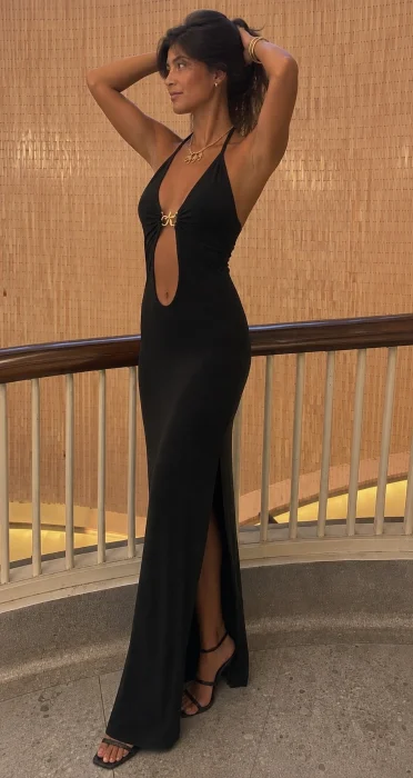 Vestido Largo con Aplique Estrella