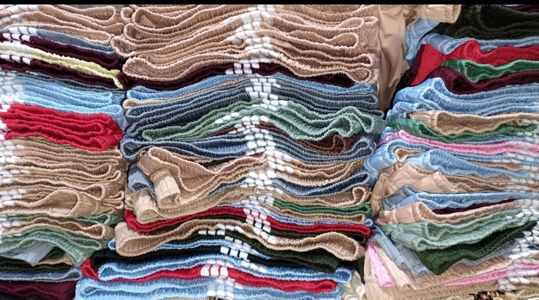 Shorts Adi Bordado - Imagen 3
