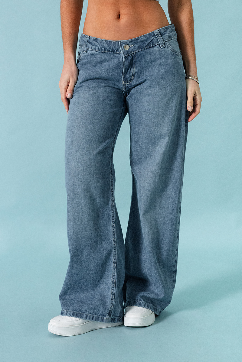 1290.30 Wide Leg Tachas Iconic - HER%20JEANS-88.jpg