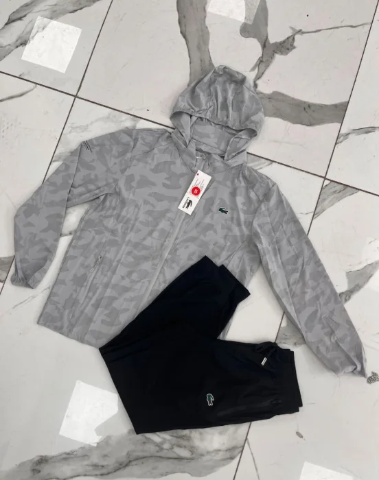 Conjunto Lacosteee Importado