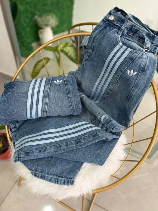 Jeans Adid@s Premium Logo Bordado