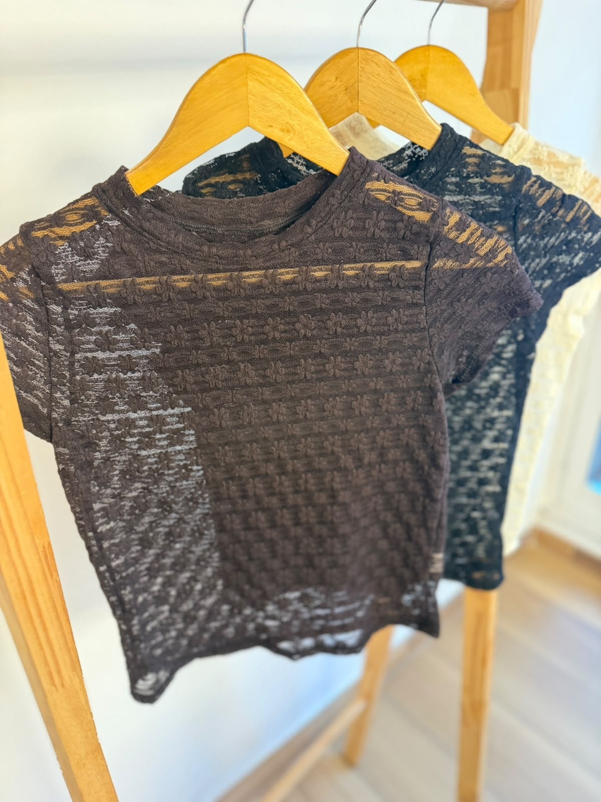 Remera de Encaje Mia - Imagen 2
