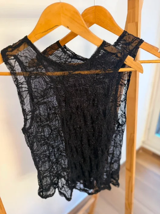 Musculosa de Encaje Fermin