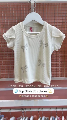 Art 561 Remera Olivia Morley con Brillos