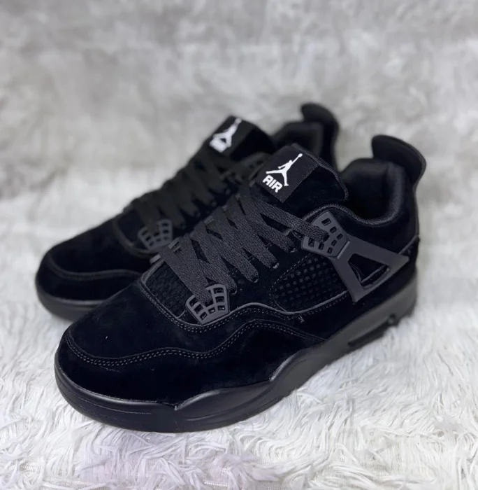 Retro 4 Total Black