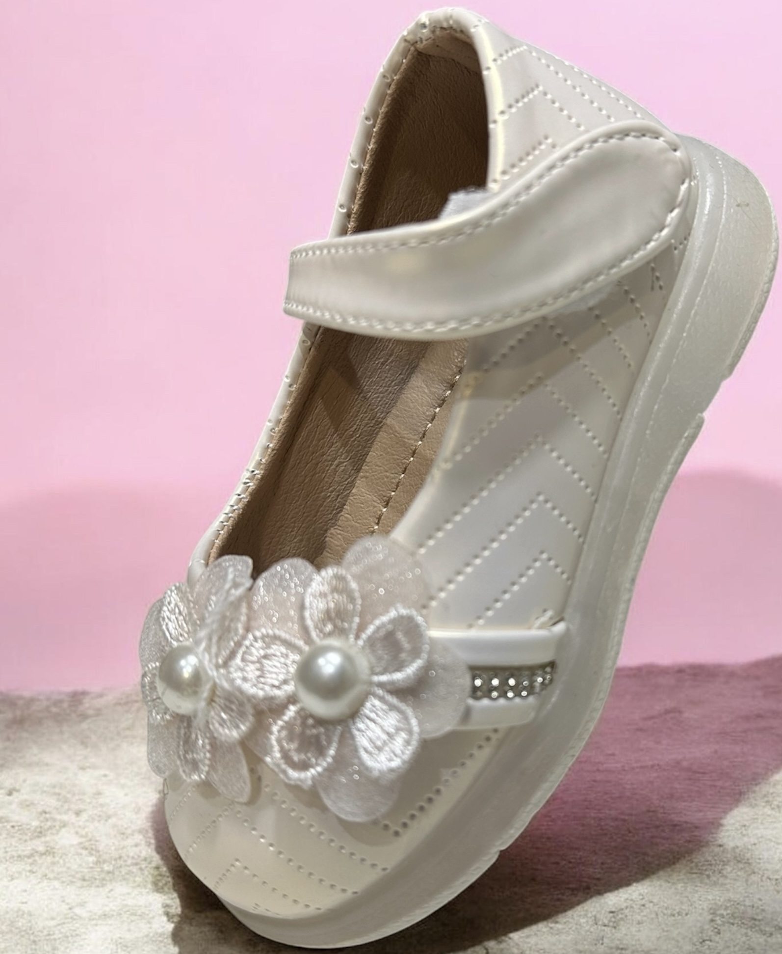 Zapatitos con Luz Be - Photoroom_20260822_172517.jpeg